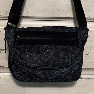 Lululemon Black w/ White Fleck Fabric Crossbody Bag Size  OS